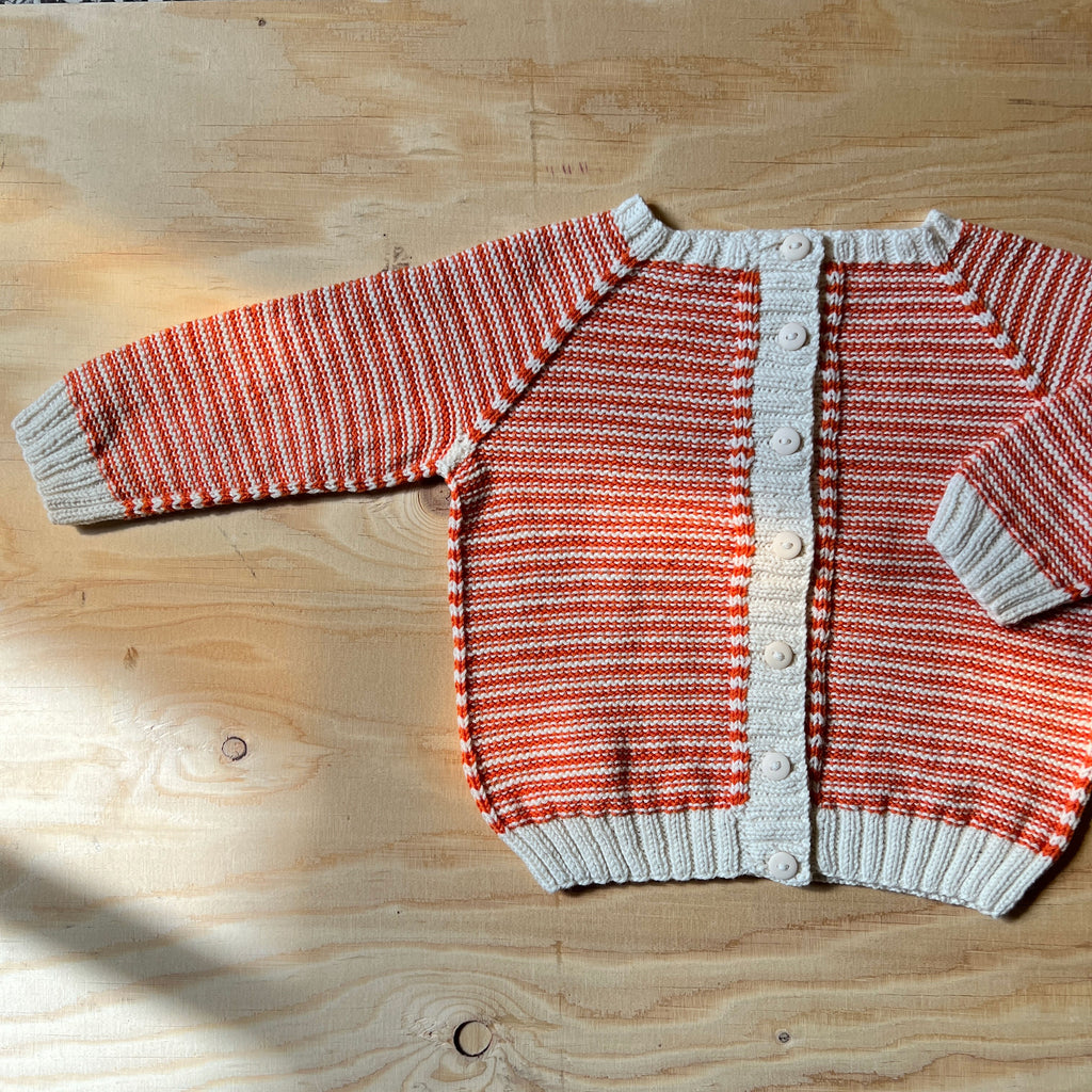 OPSKRIFT: Anholt Strik Cardigan Baby