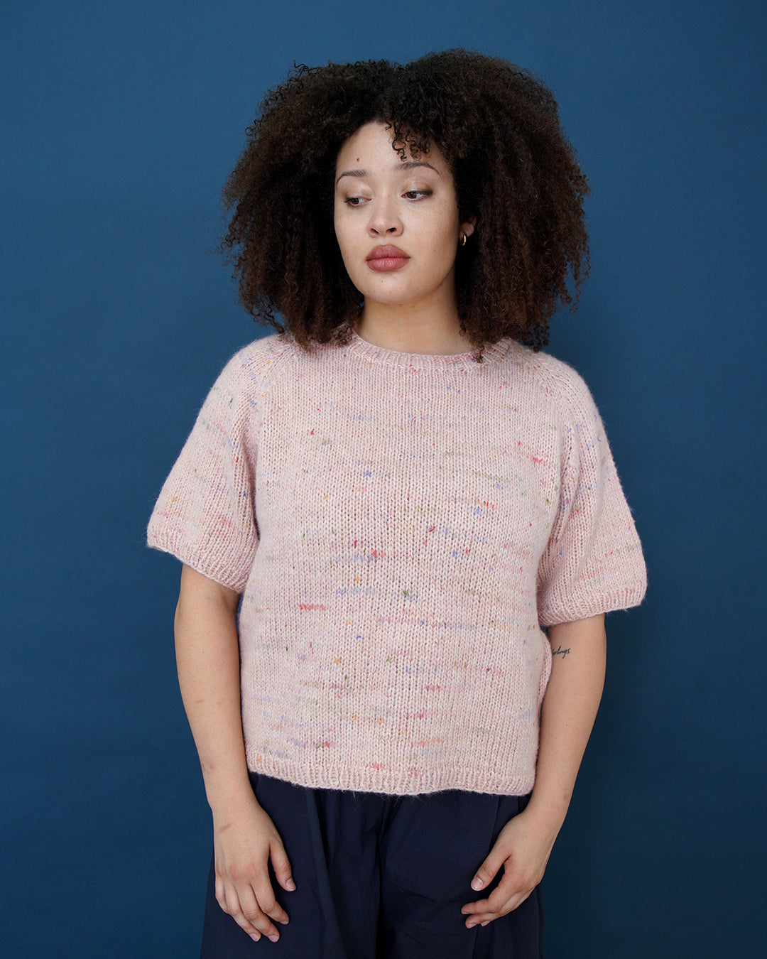 KIT: Hamnö Strik T-shirt | Kit Couture | Kit Couture