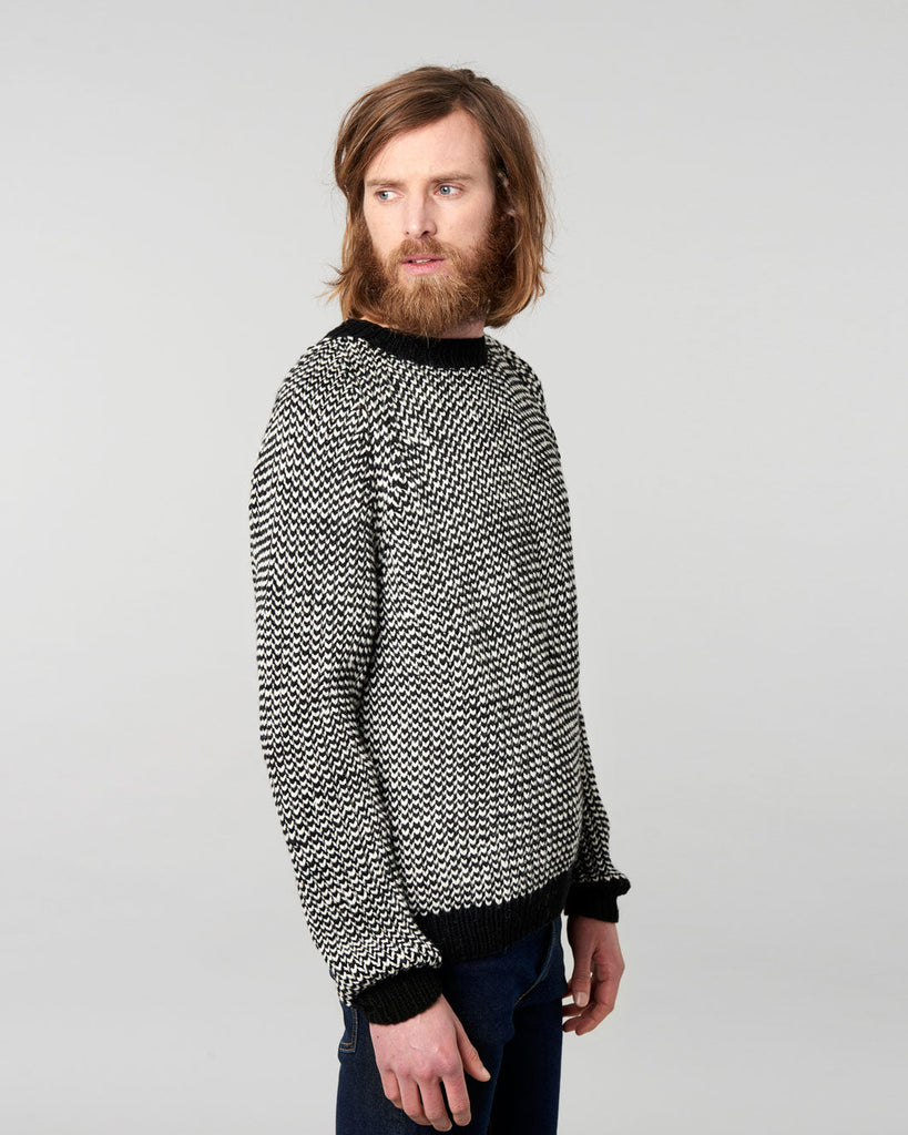 MANDØ STRIK SWEATER