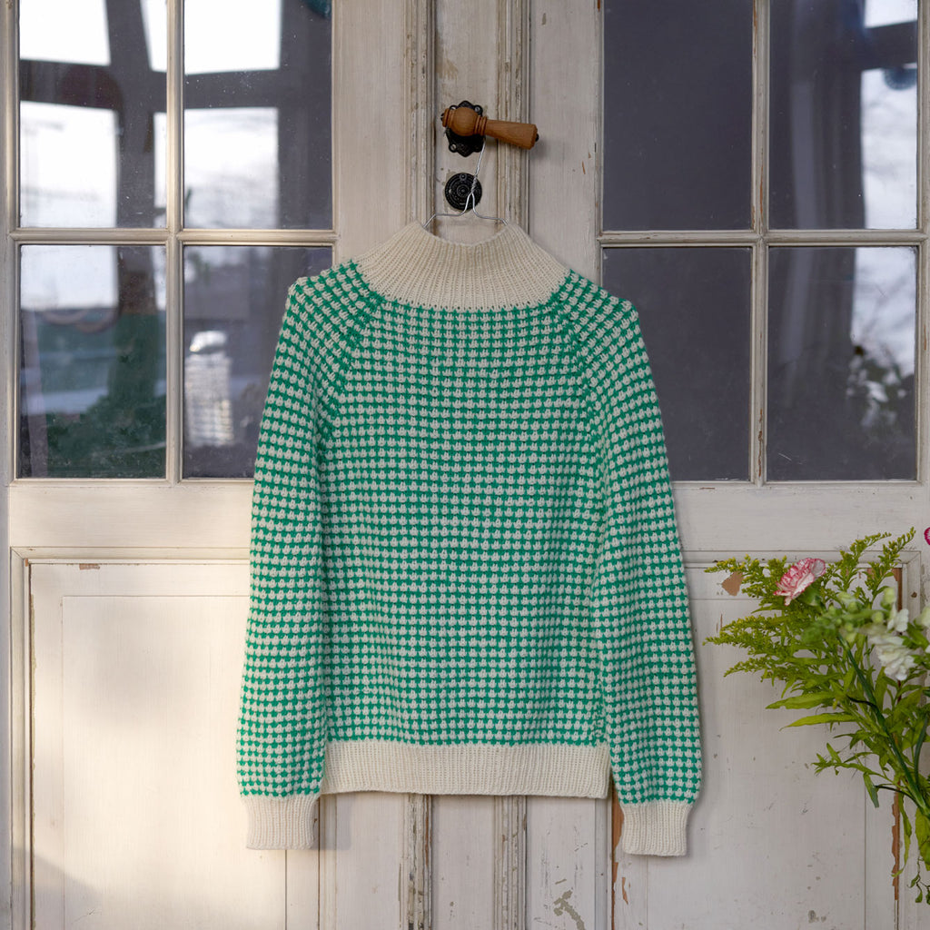 Kit Winter Green Sweater