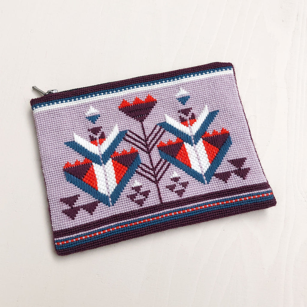 KIT: TRUKHANIV BRODERI CLUTCH